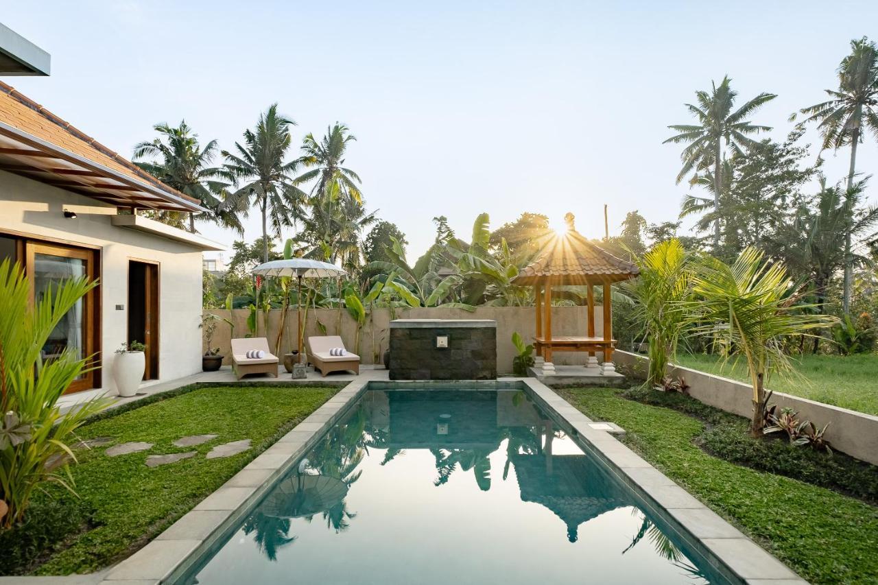 Suarga Loka Ubud Villa Exterior foto