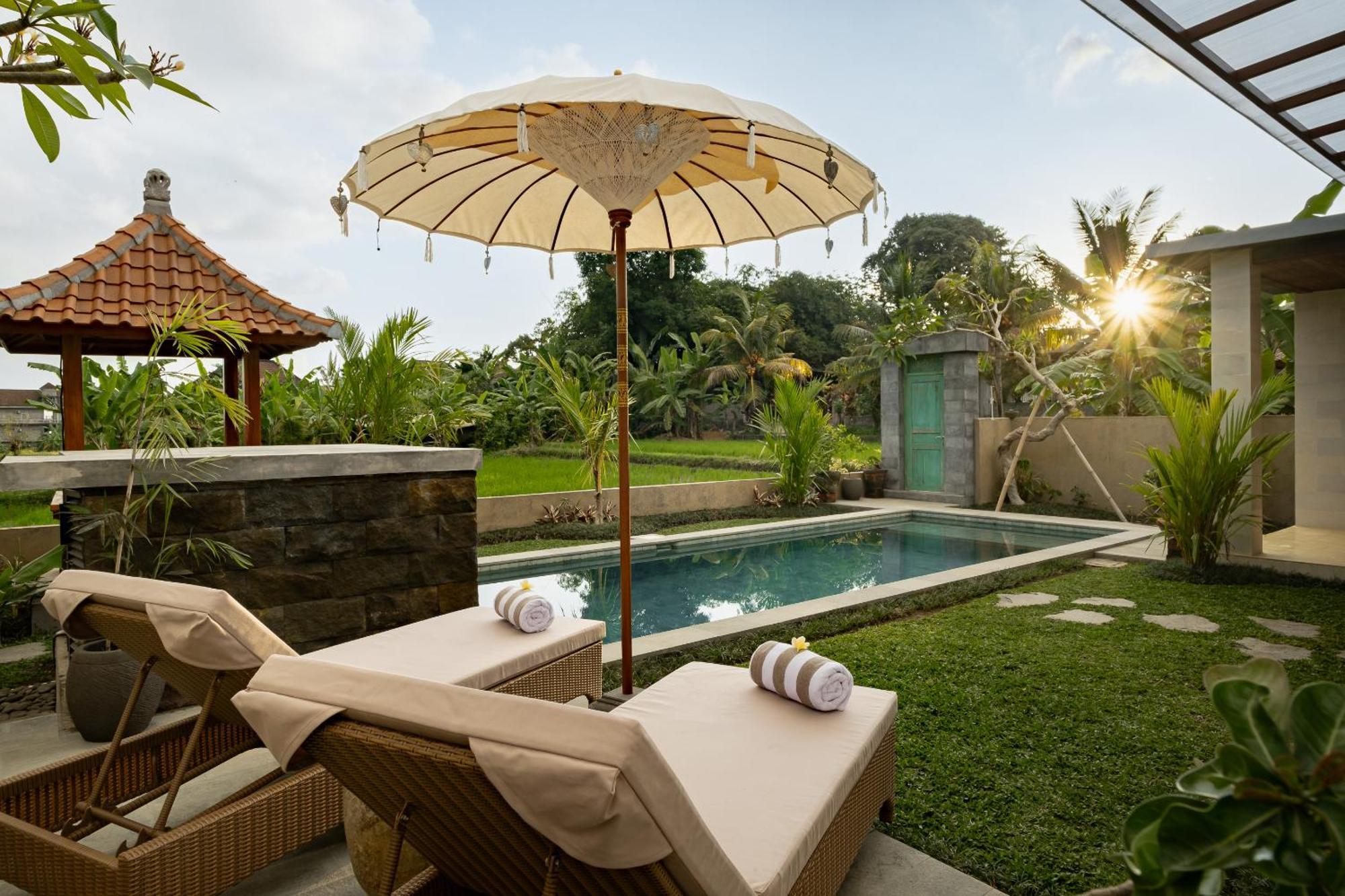Suarga Loka Ubud Villa Exterior foto